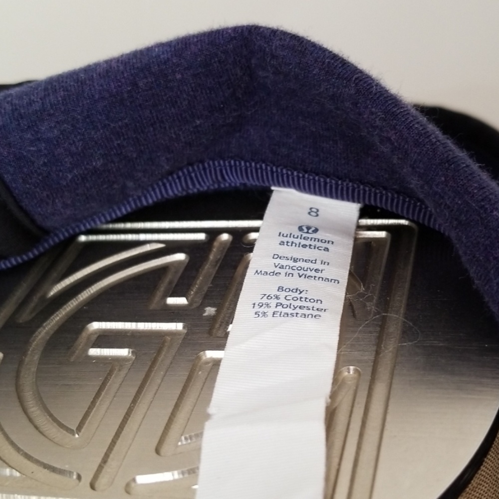 EUC Lululemon City Bound Hoodie - Picture 6 of 7